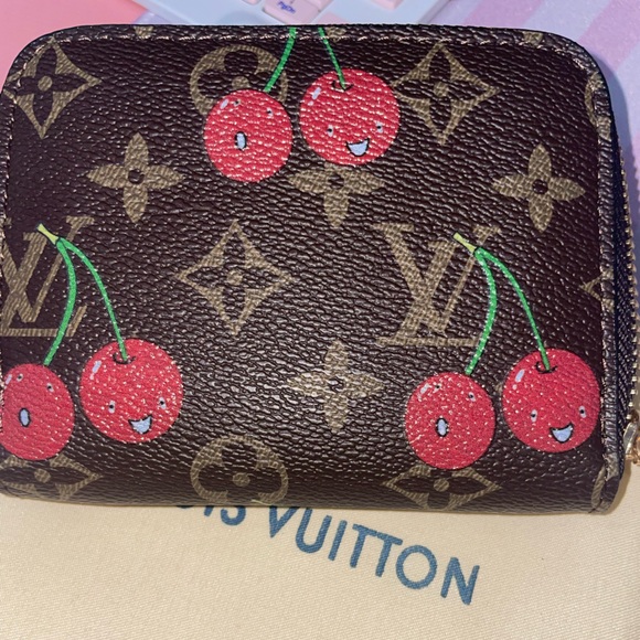 Cherry Print Wallet - Picture 3 of 3